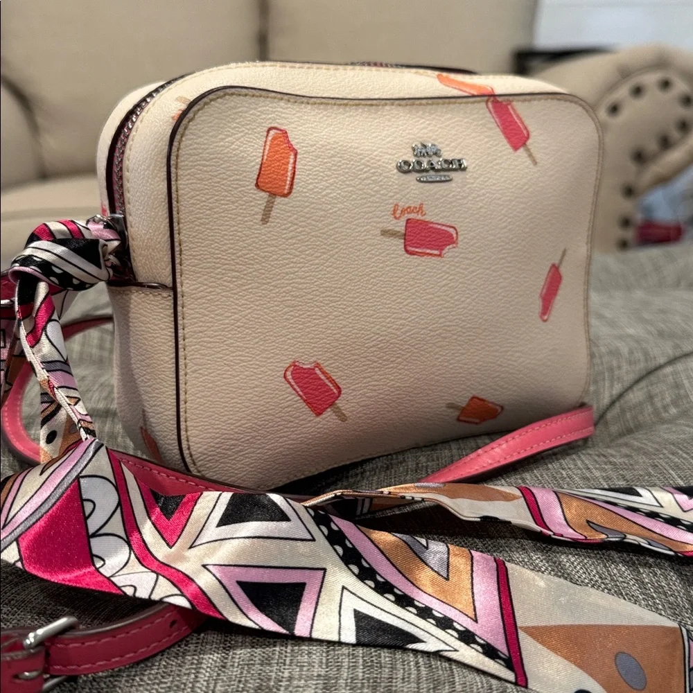 Coach Mini Camera Popsicle Ice Cream Crossbody - Picture 3 of 17